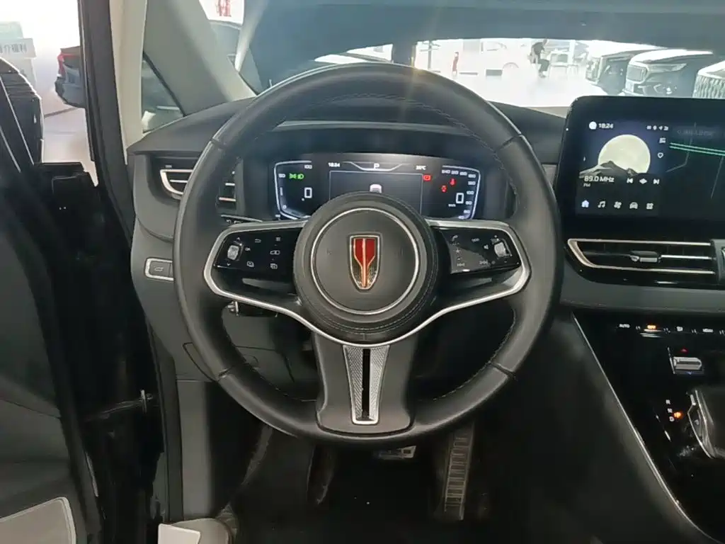 Hongqi Hongqi HQ9 PHEV — миниатюра 11