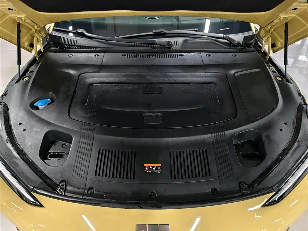 GEELY GALAXY GALAXY E8