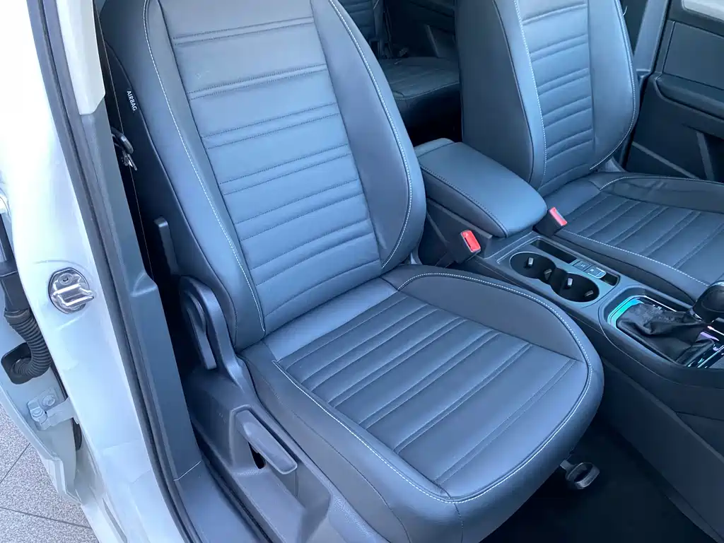 Volkswagen Touran — миниатюра 13