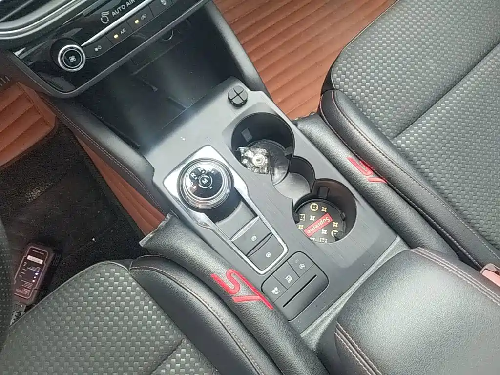 Ford Focus — миниатюра 14