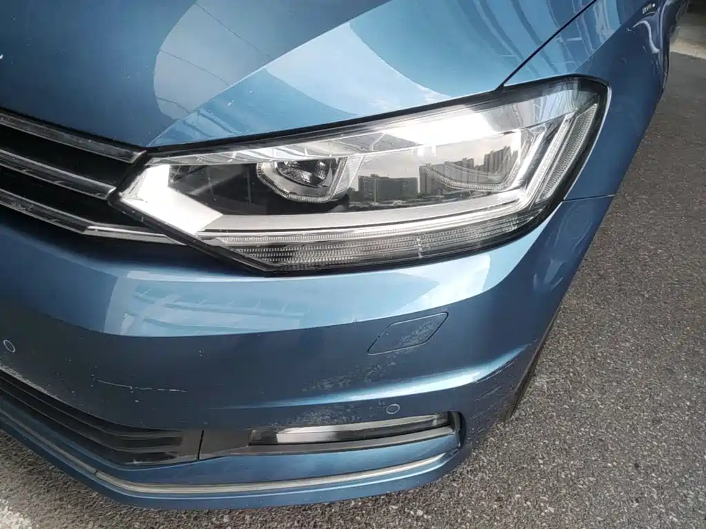 Volkswagen Touran — миниатюра 24
