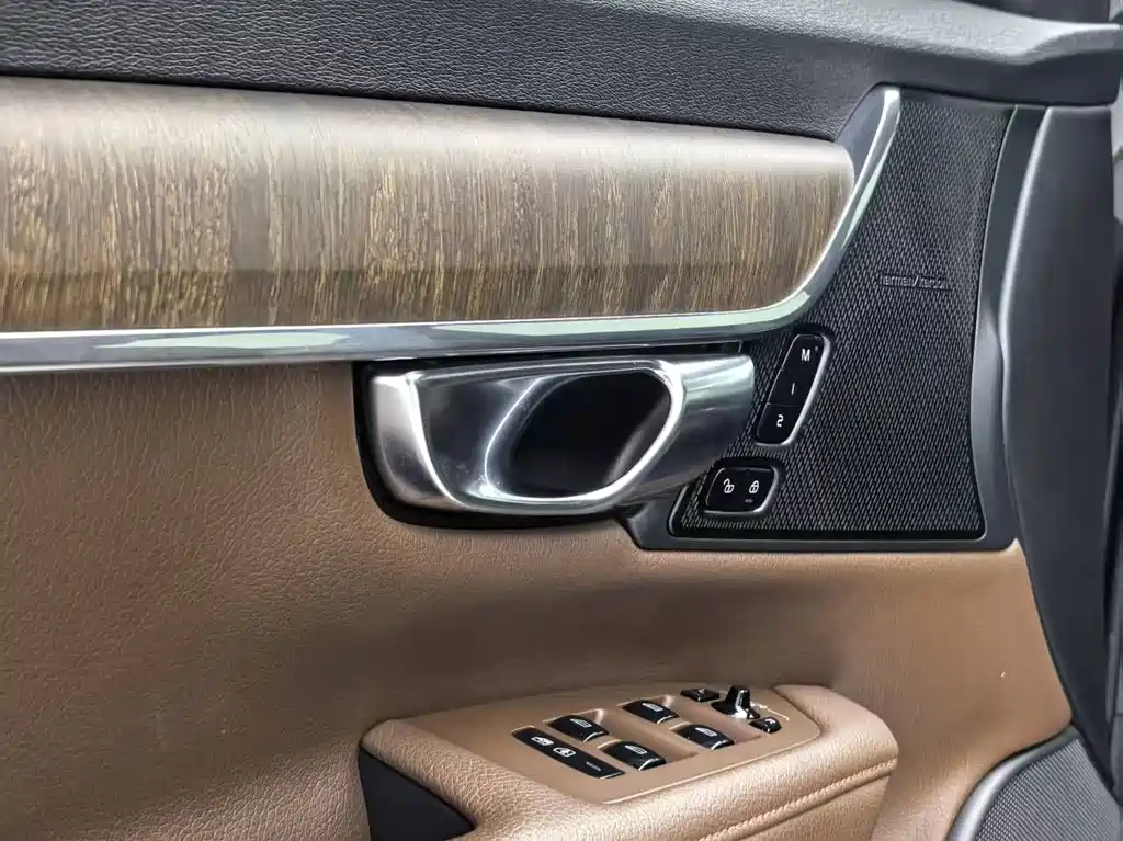 Volvo V90 — миниатюра 26