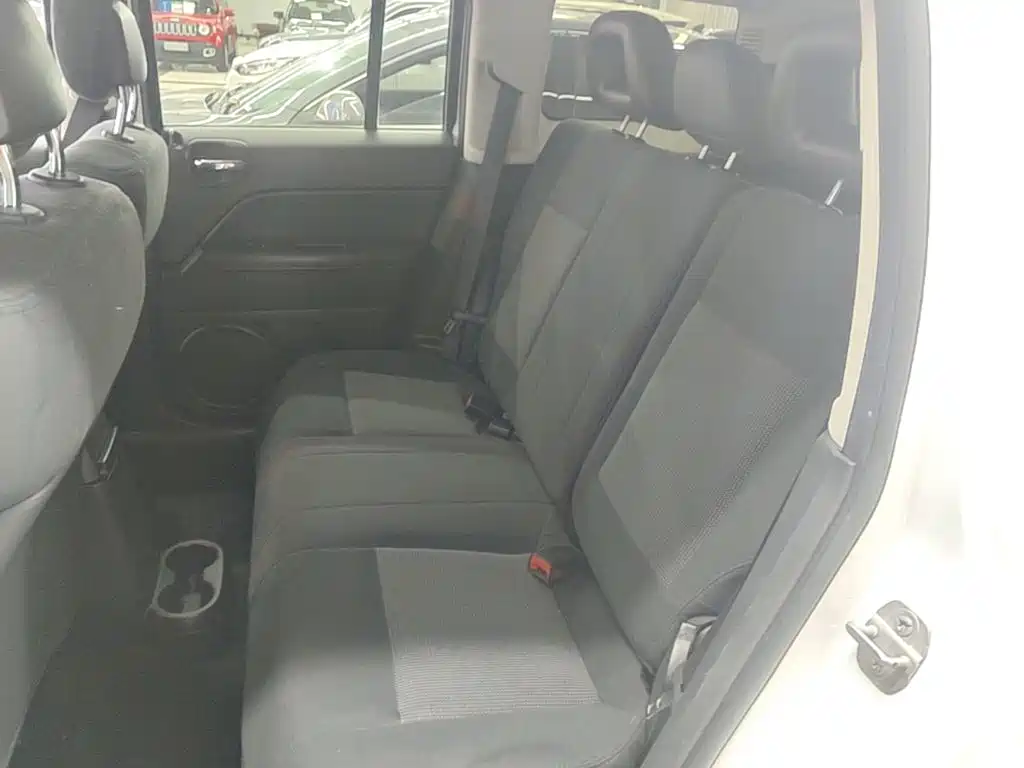 Jeep Patriot — миниатюра 17