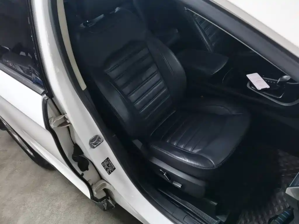 Ford Edge — миниатюра 25