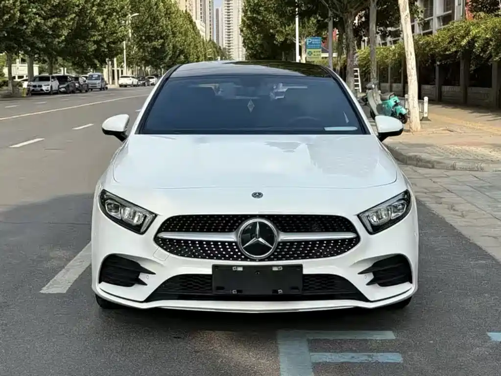 Mercedes-Benz A-Class — миниатюра 2