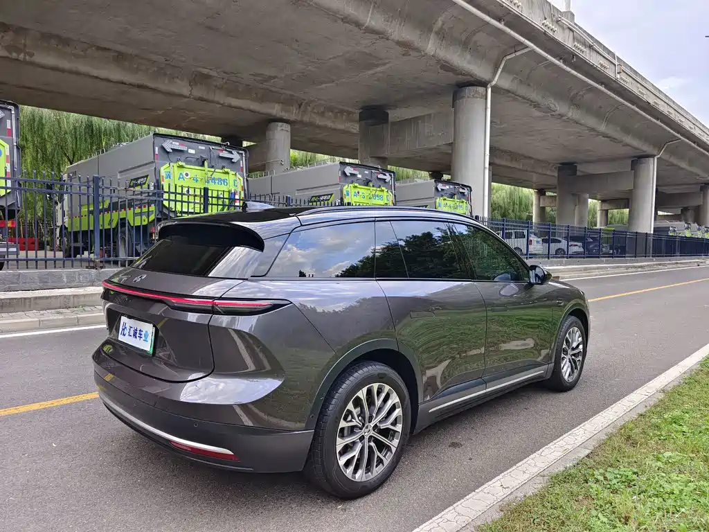NIO ES6 — миниатюра 6