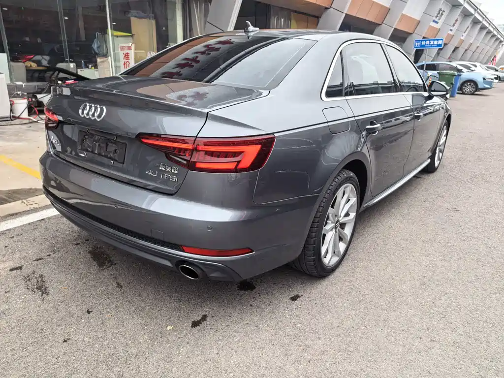 Audi A4L — миниатюра 5
