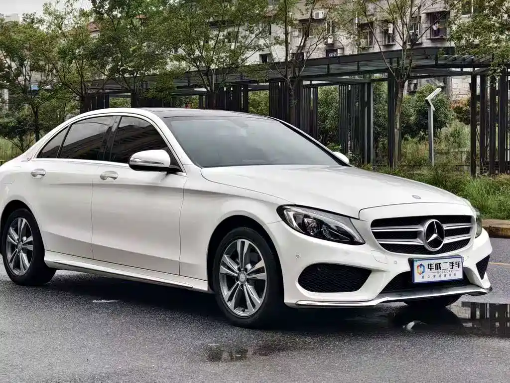 Mercedes-Benz C-Class — миниатюра 3