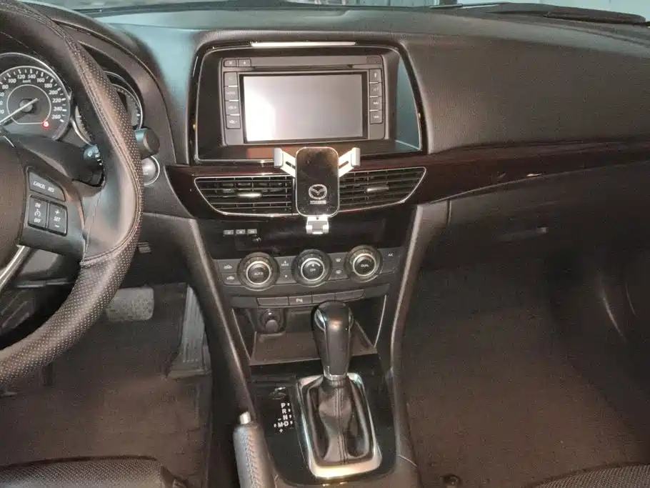 Mazda Atenza — миниатюра 13