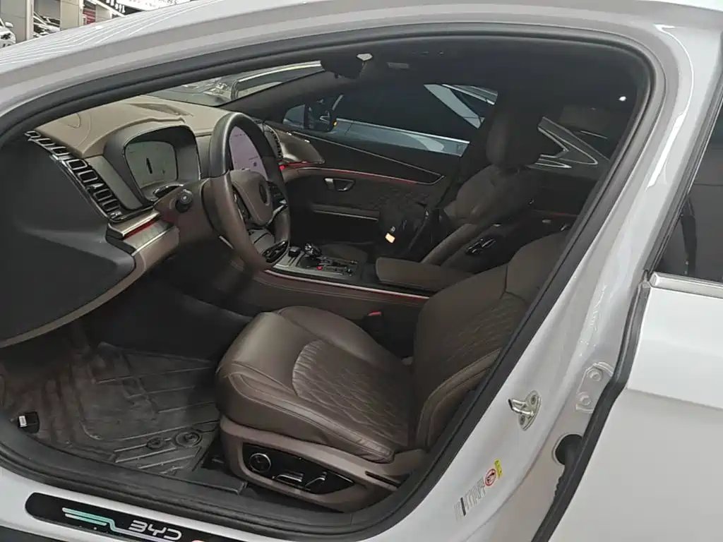 BYD Han — миниатюра 15