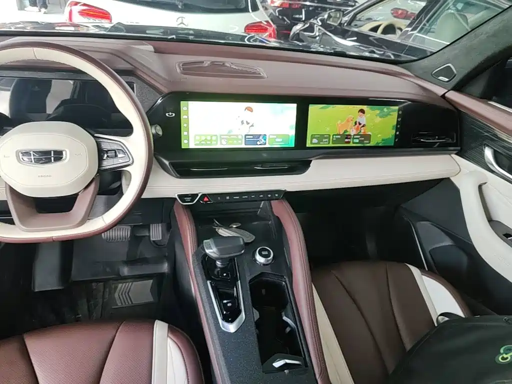 Geely Xingyue L — миниатюра 13
