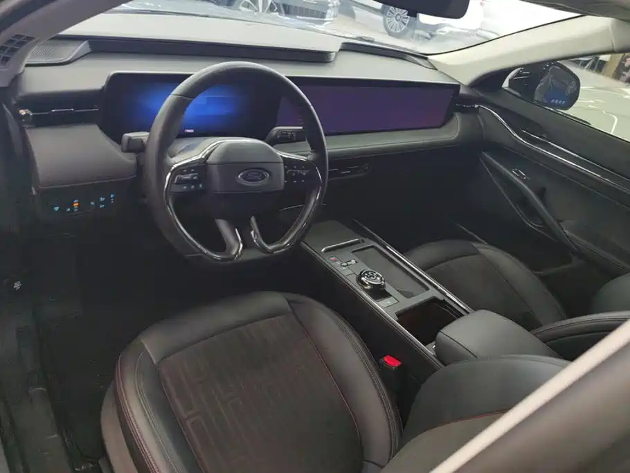 Ford Mondeo — миниатюра 12