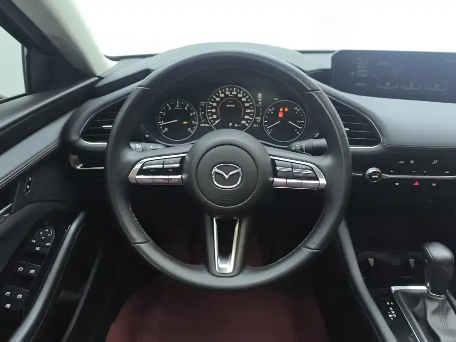 Mazda 3 Axela — миниатюра 15