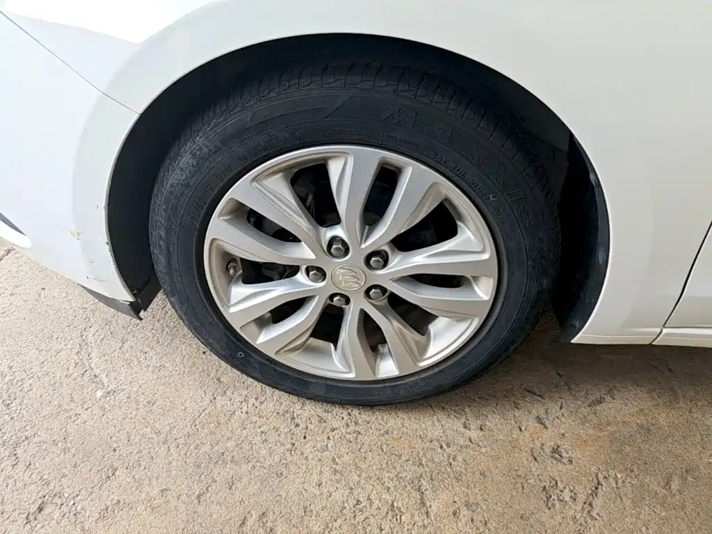 Buick Excelle — миниатюра 23