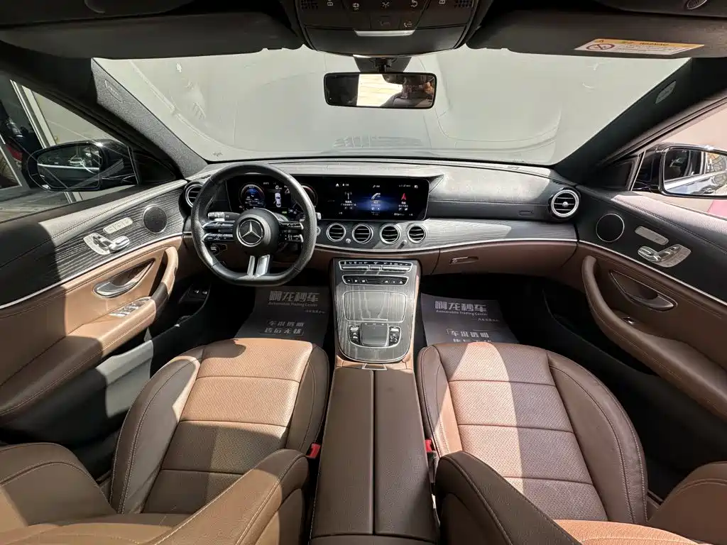 Mercedes-Benz E-Class PHEV 2023 — фото 6