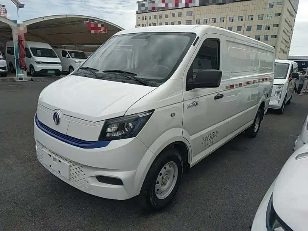 Dongfeng EM27