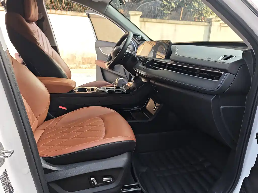 Chery Tiggo 8 PLUS — миниатюра 10