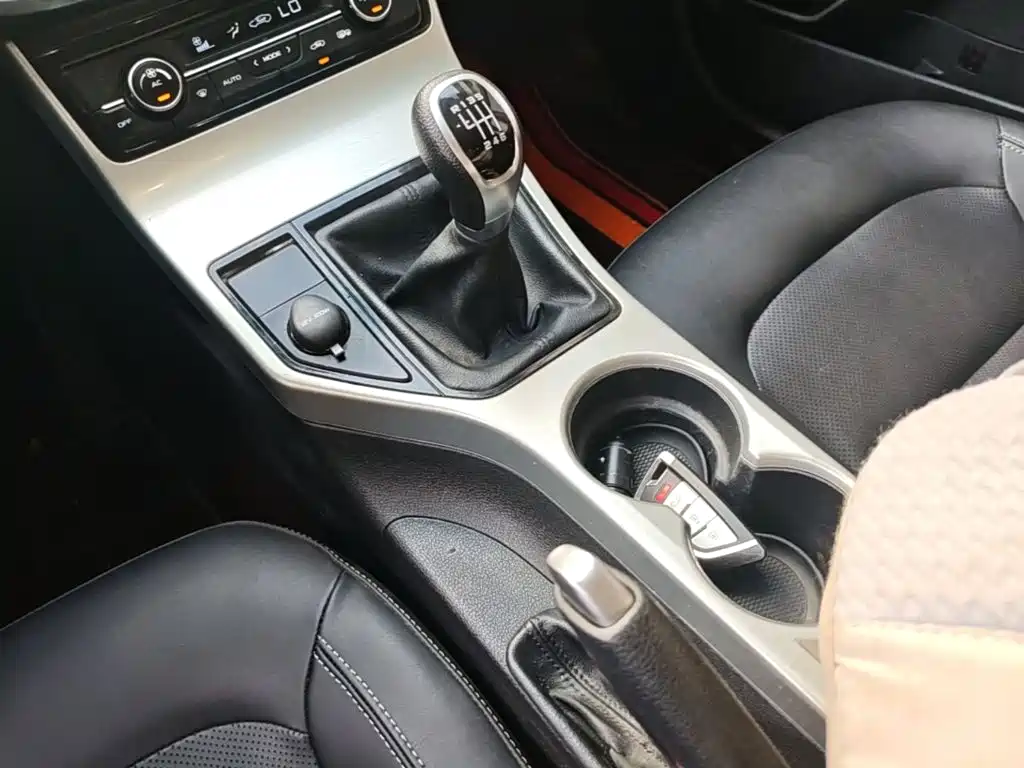 Geely Emgrand GL — миниатюра 14