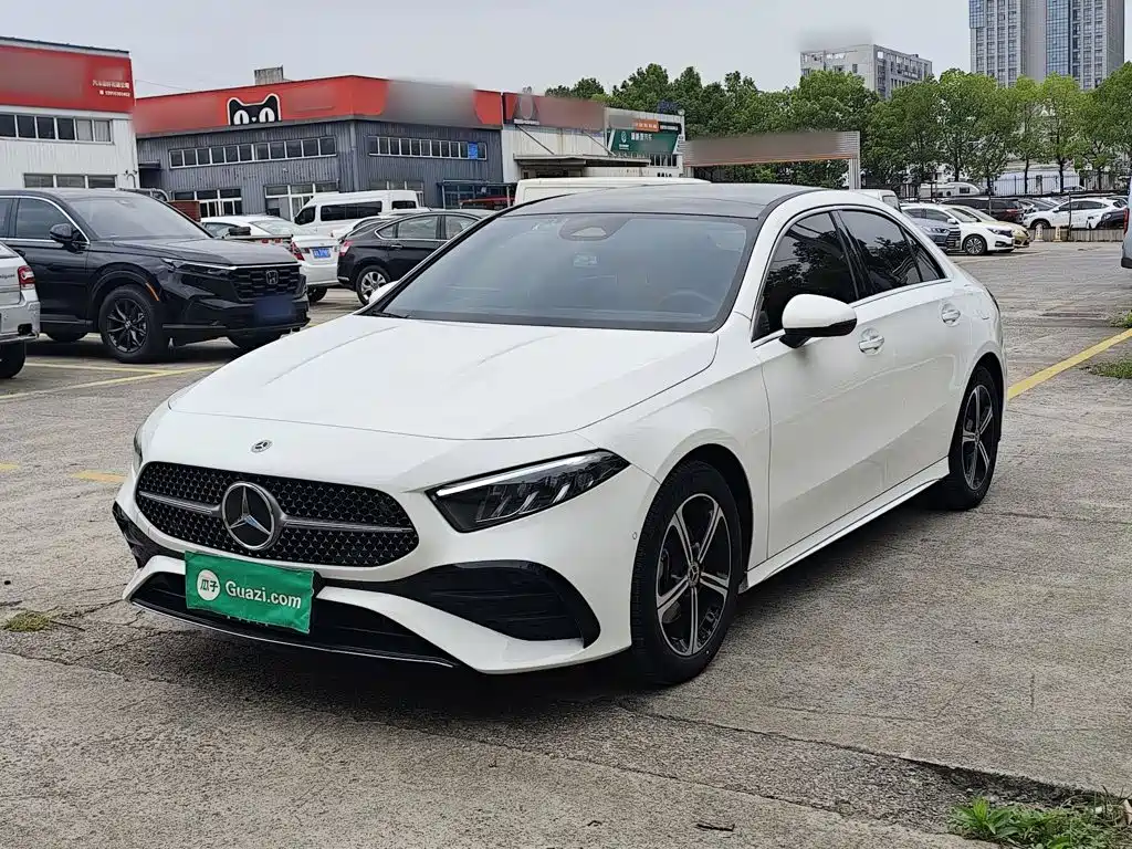 Mercedes-Benz A-Class — миниатюра 2