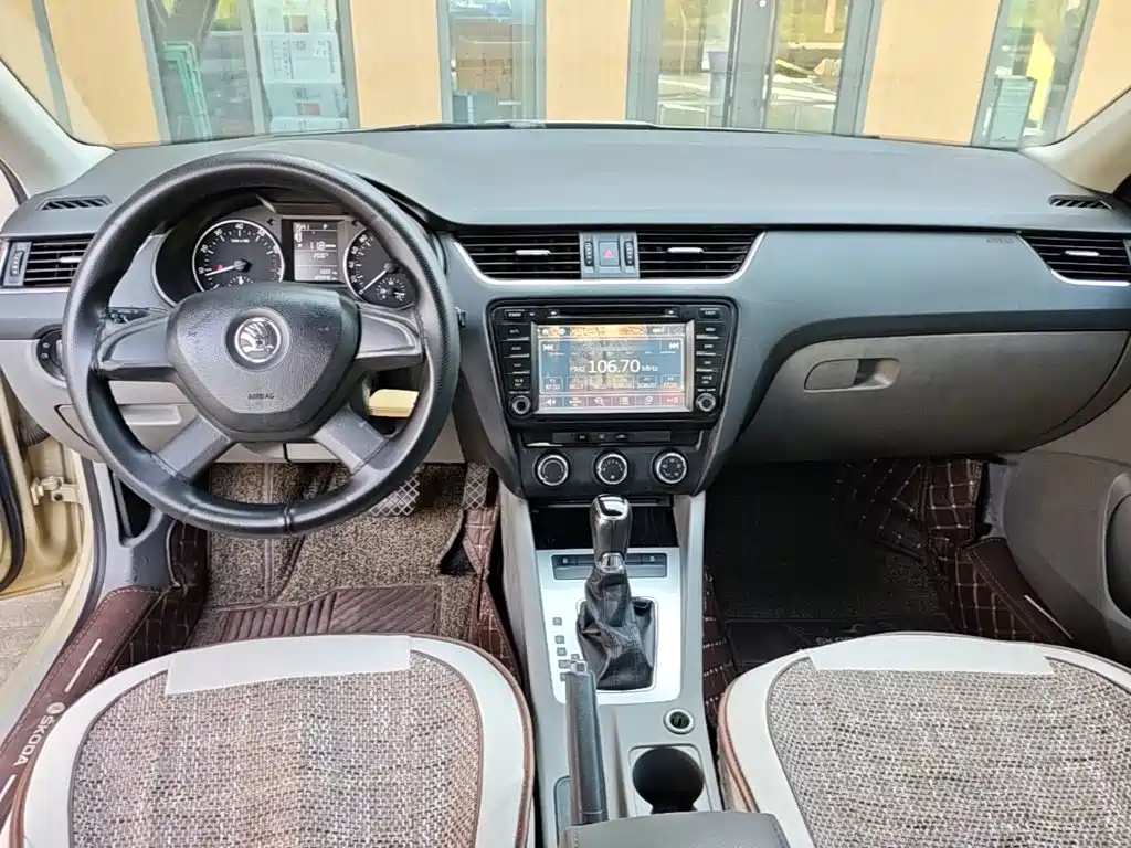 Skoda Octavia — миниатюра 10