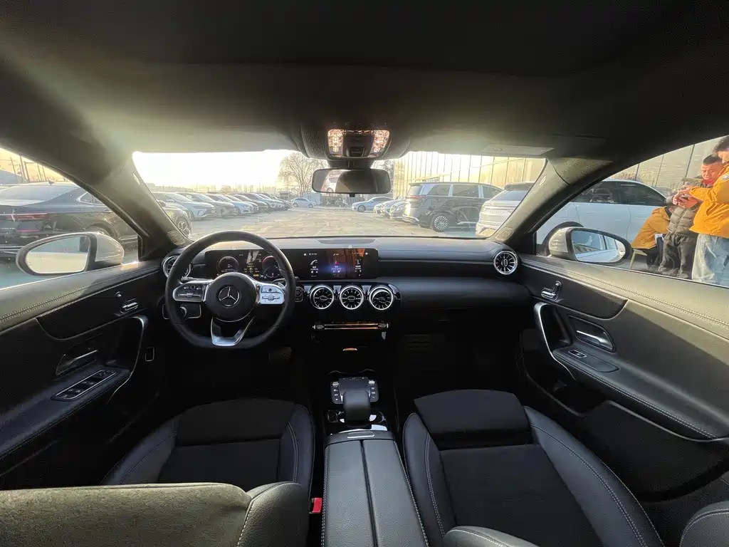 MERCEDES-BENZ A CLASS