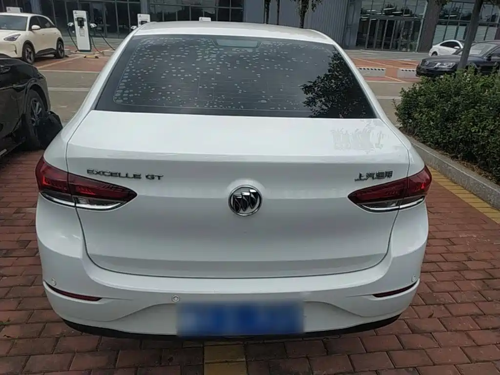 Buick Excelle — миниатюра 6