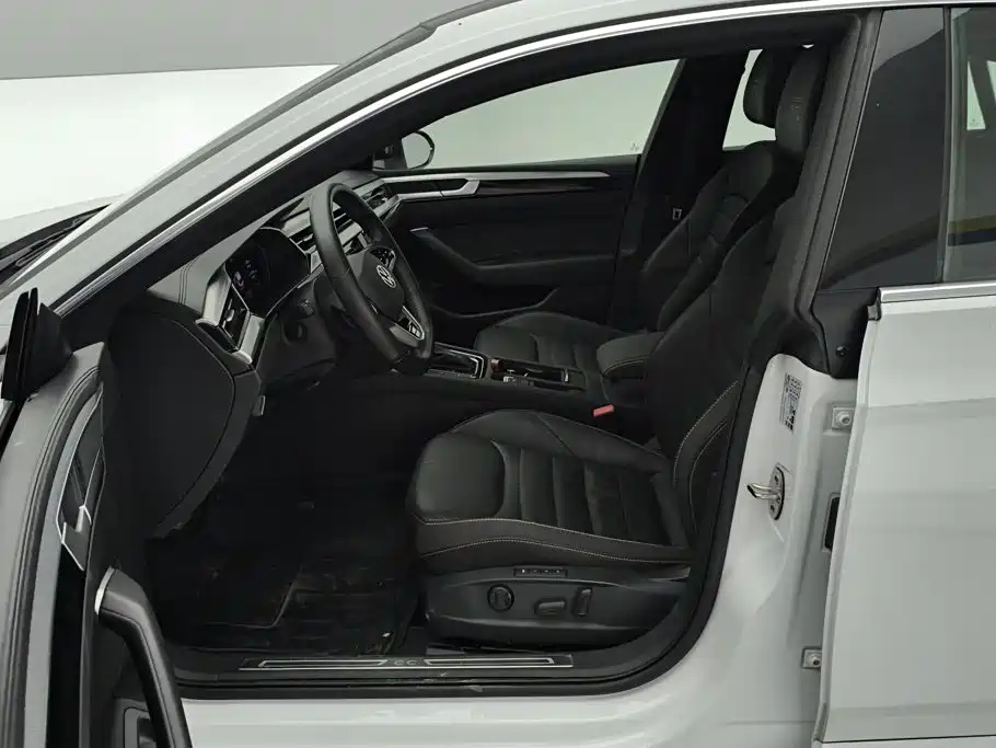Volkswagen CC — миниатюра 9