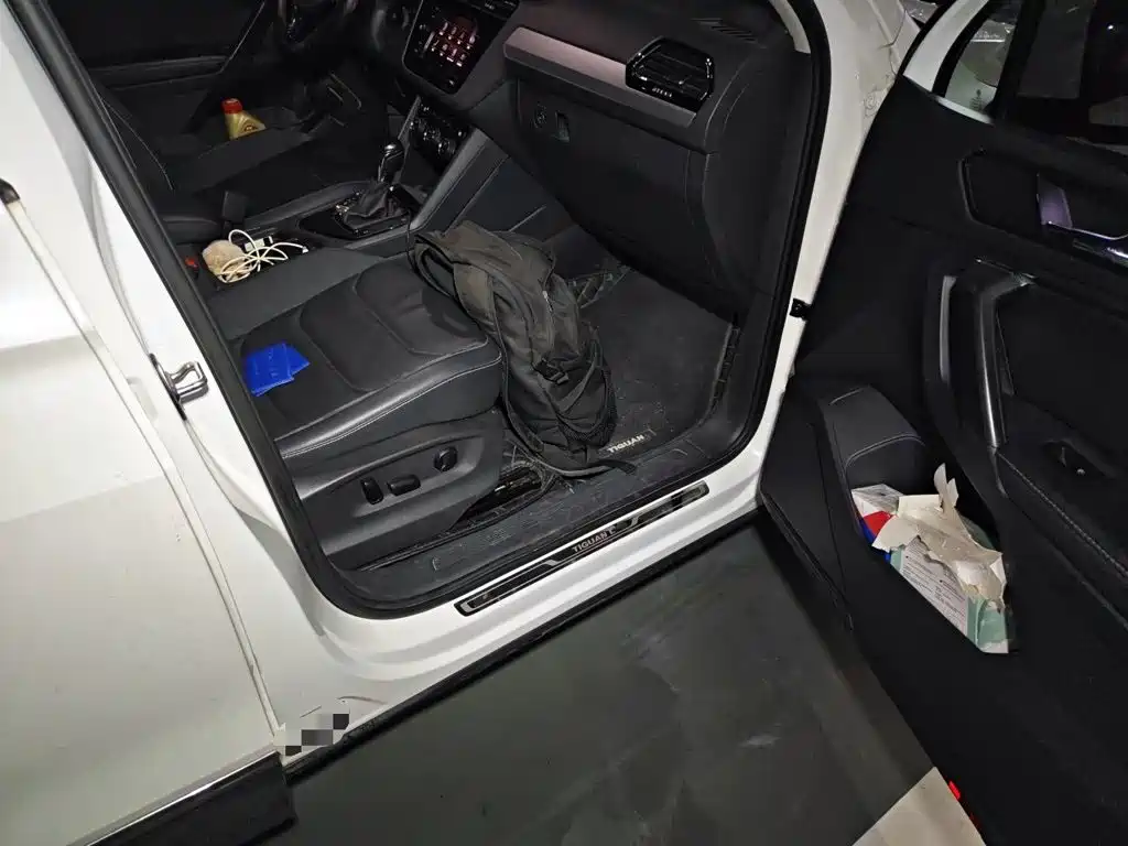 Volkswagen Tiguan L — миниатюра 19
