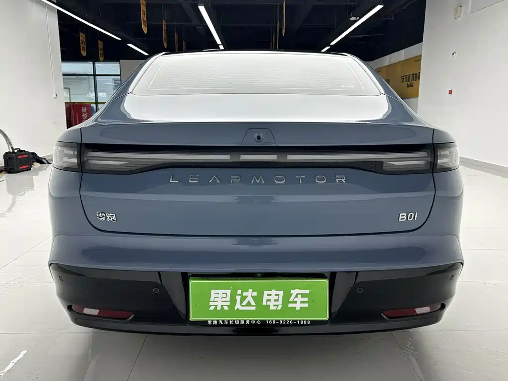 Leapmotor Leapmotor B01 — миниатюра 5