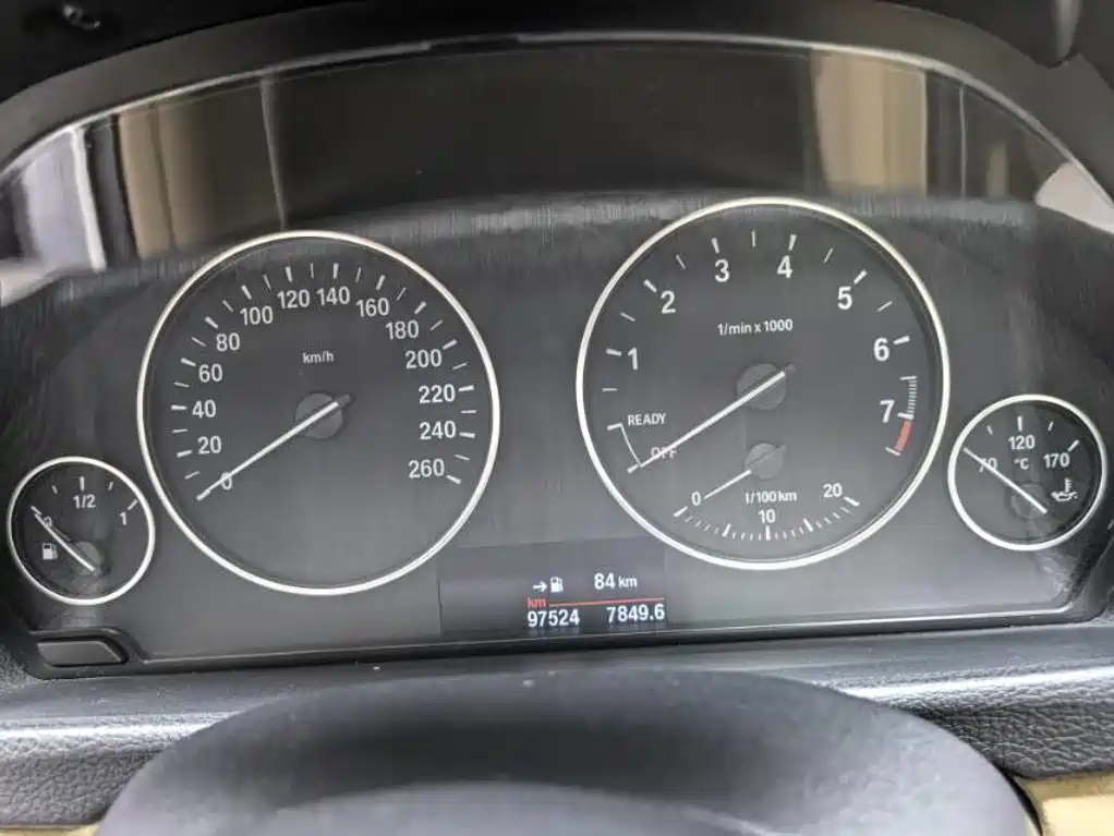 BMW 3 Series — миниатюра 7