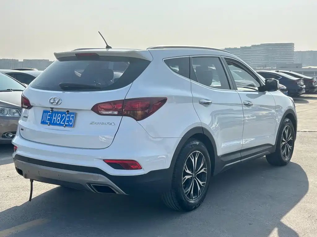 Hyundai Santa Fe 2.4L Auto 2WD Smart Type 5 seats, фото 4