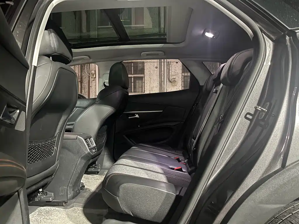 Peugeot 4008 — миниатюра 7