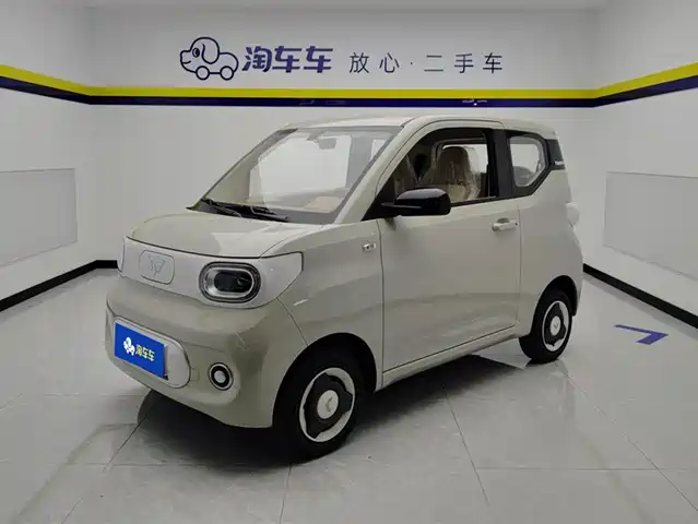 WULING AUTOMOBILE HONGGUANG MINIEV 2025