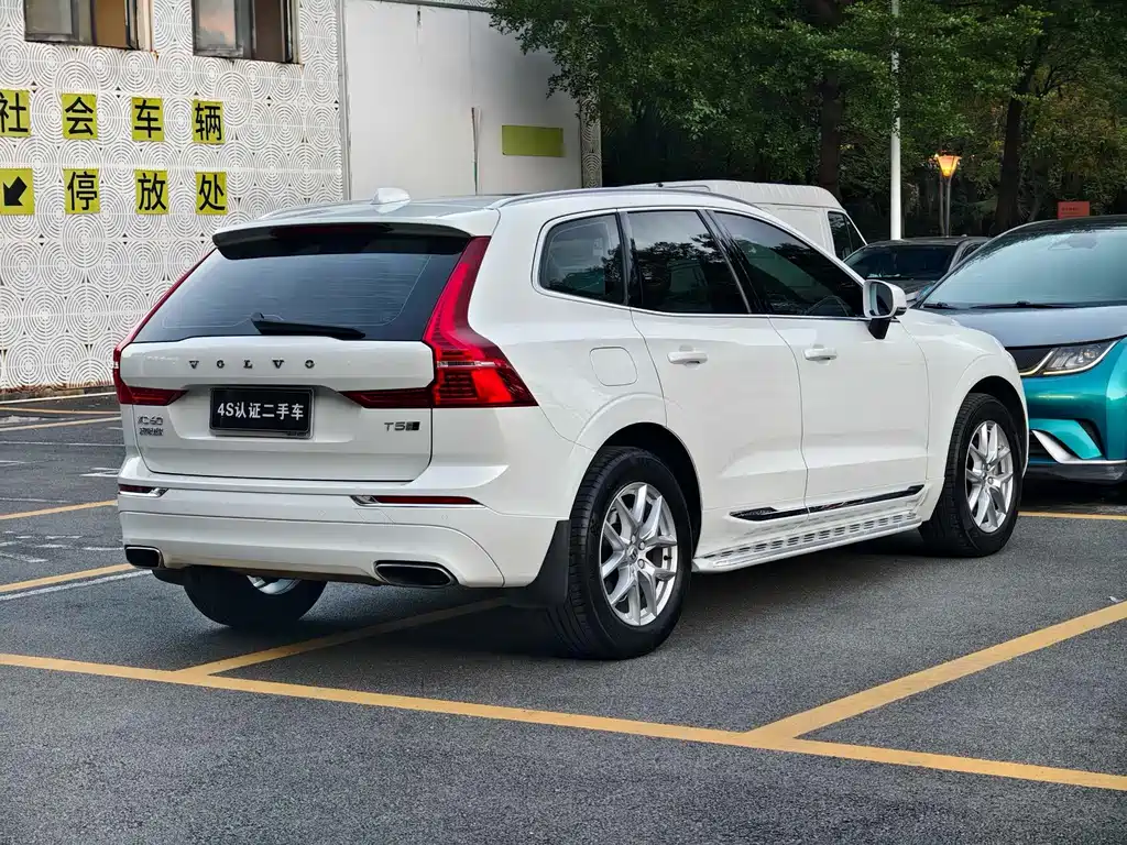 Volvo XC60 — миниатюра 5
