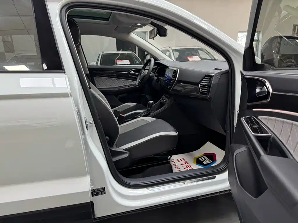 Jetta VS7 — миниатюра 10