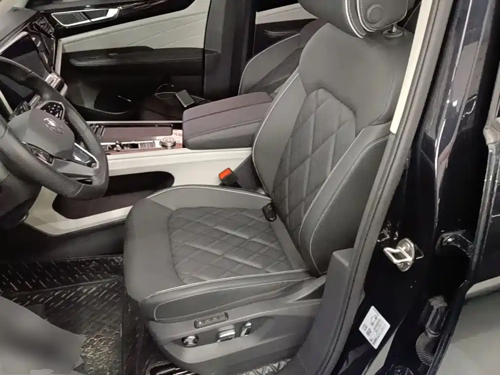 Volkswagen Teramont — миниатюра 15