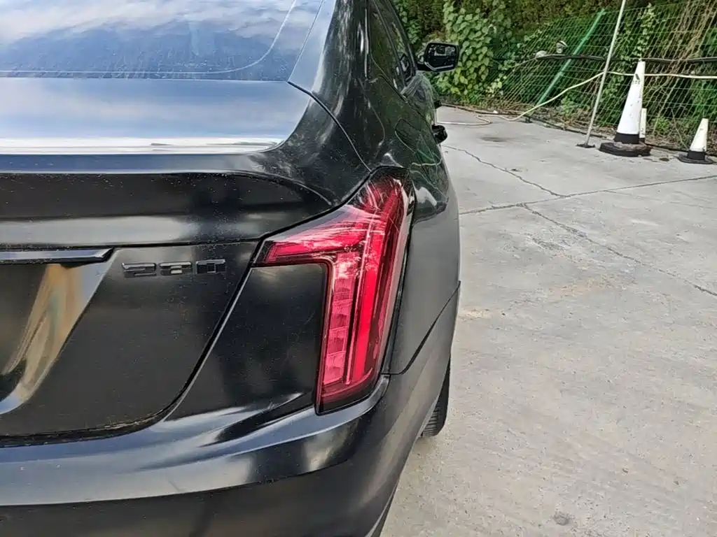 Cadillac CT5 — миниатюра 8