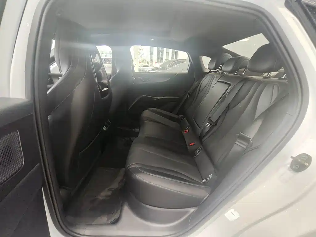 BYD Seal 06 — миниатюра 10