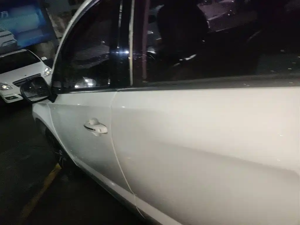 GAC TRUMPCHI GS4 NEW ENERGY