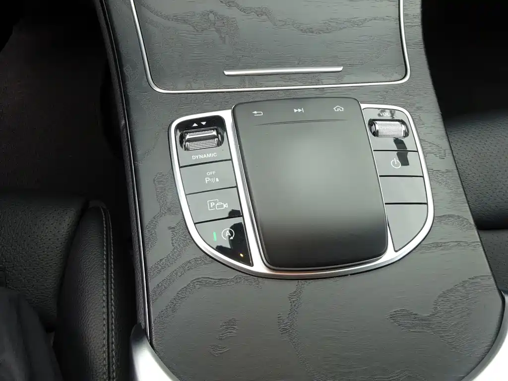 Mercedes-Benz C-Class (Import) — миниатюра 17
