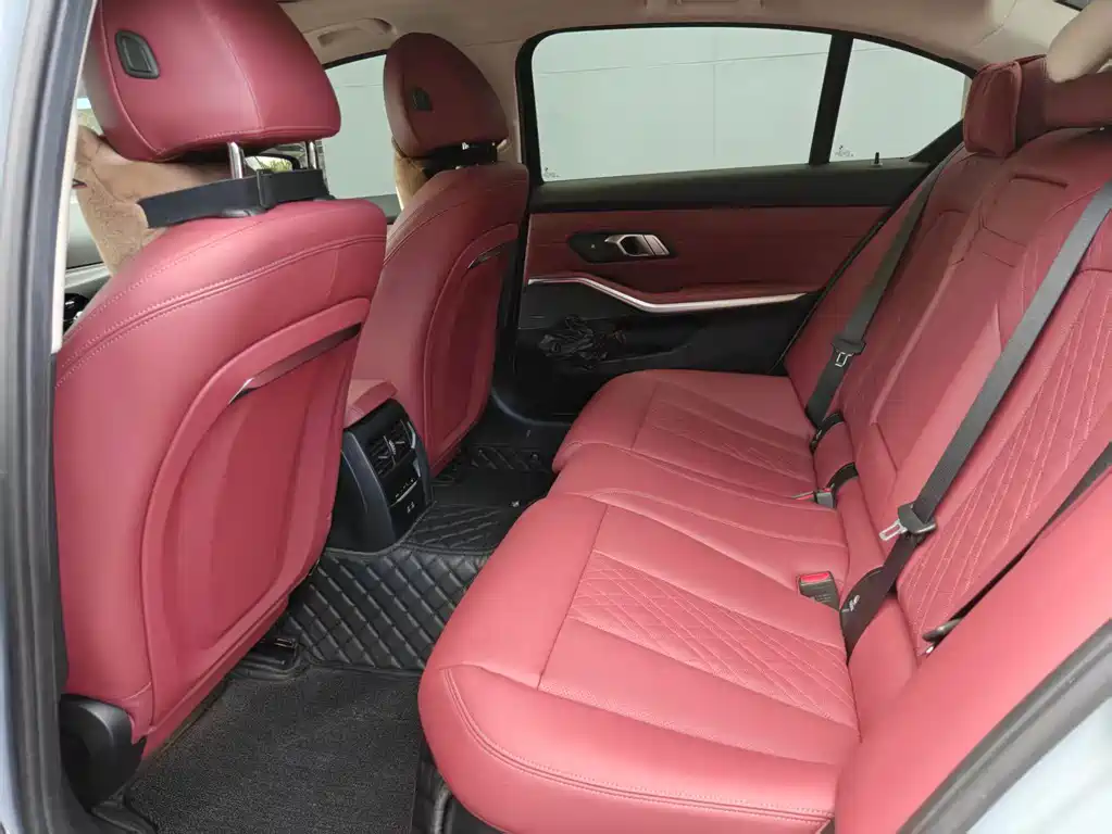 BMW 3 Series — миниатюра 6
