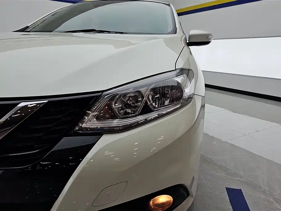 Nissan Tiida 2019 1.6L CVT VI