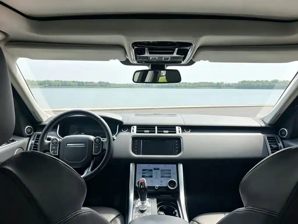 Land Rover Sport — миниатюра 5
