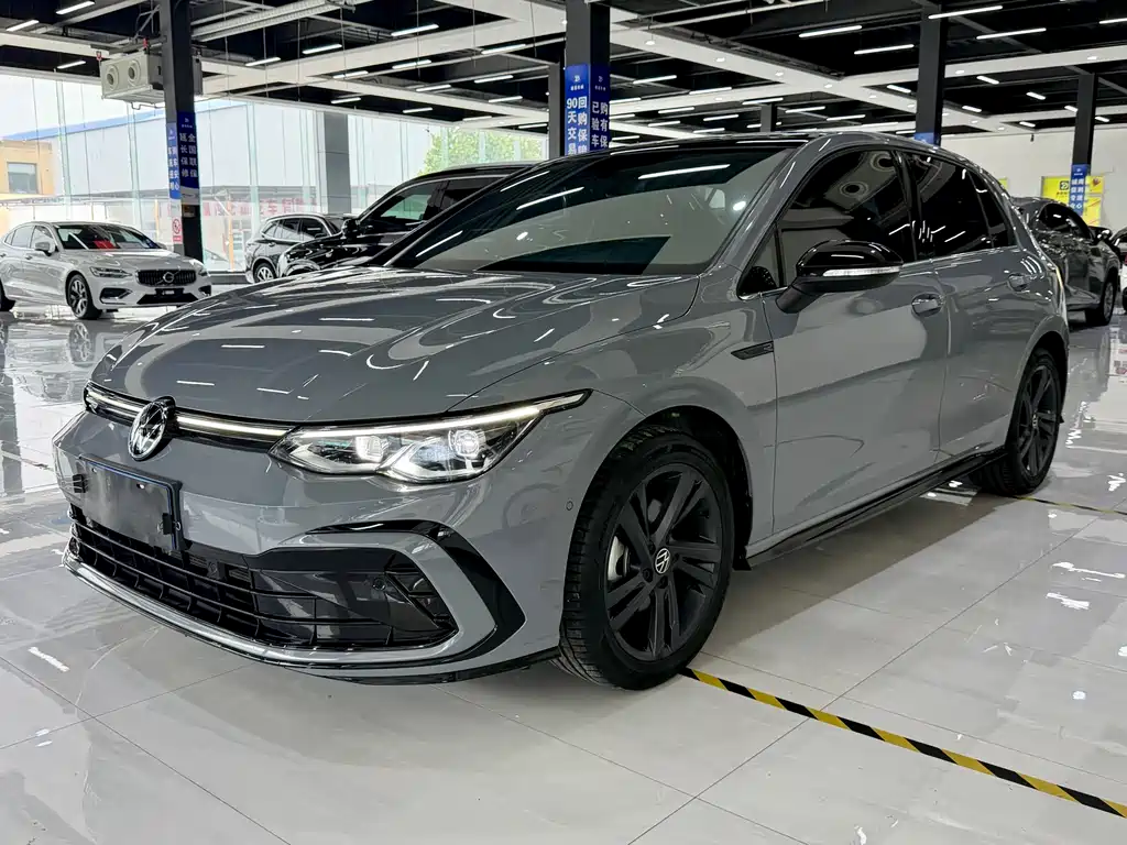 Купить Volkswagen Golf