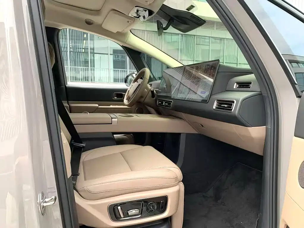 Li Auto Li MEGA — миниатюра 6