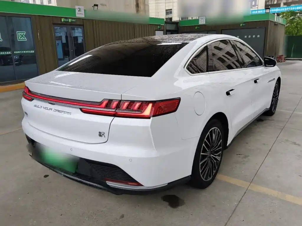 BYD Han — миниатюра 7