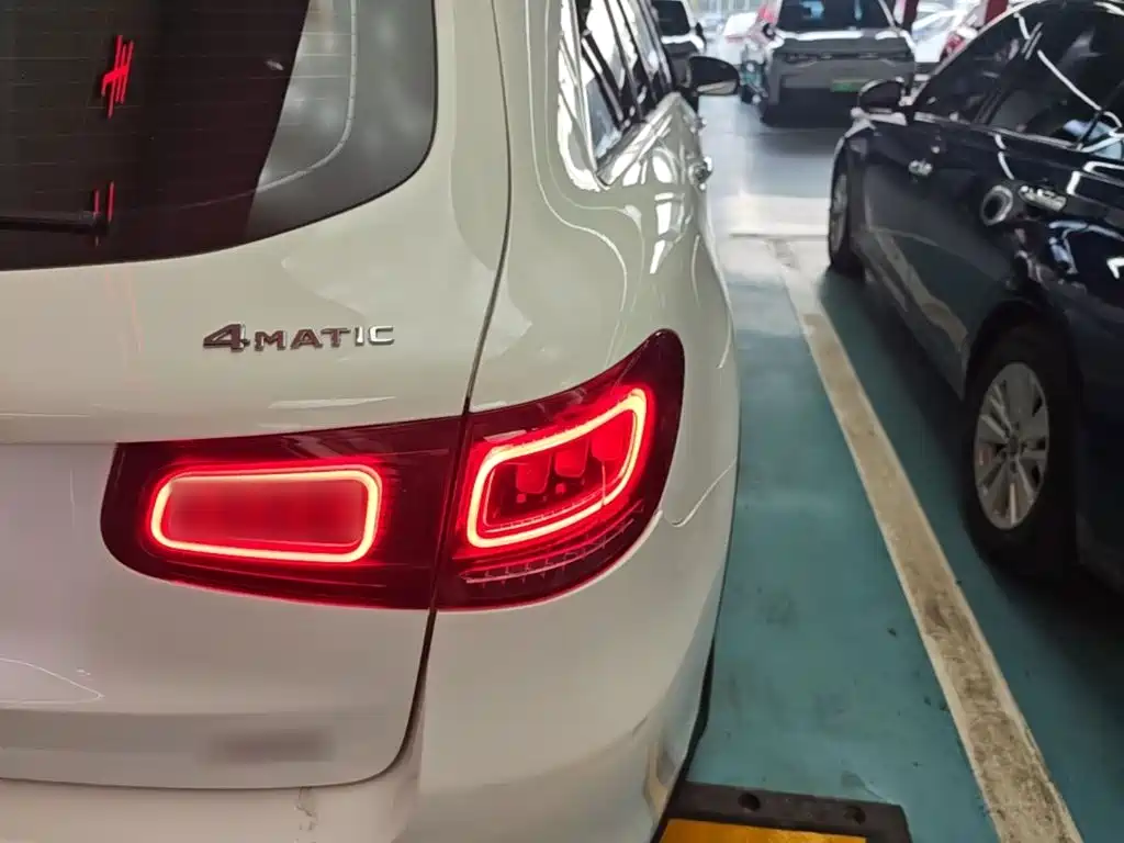 Mercedes-Benz GLC — миниатюра 8
