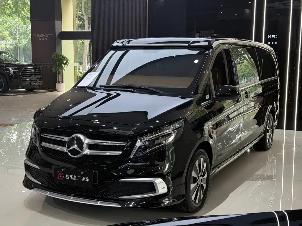 Mercedes-Benz Vito 2024