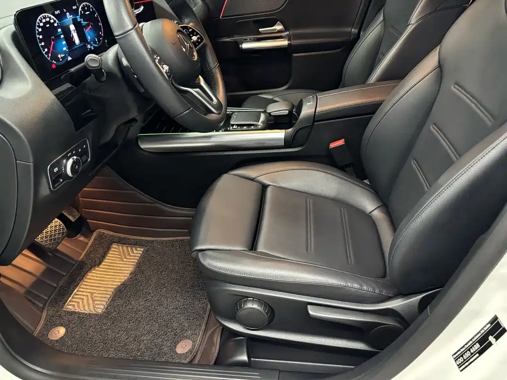 Mercedes-Benz GLA — миниатюра 7