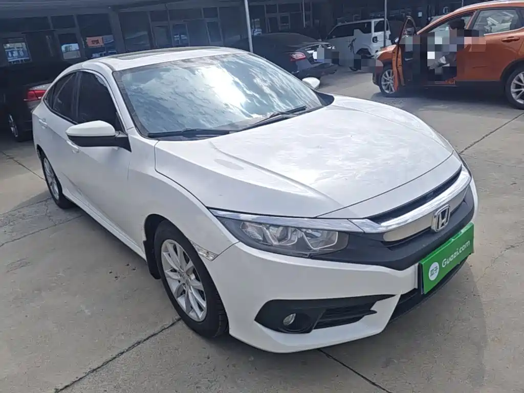 Honda Civic — миниатюра 4